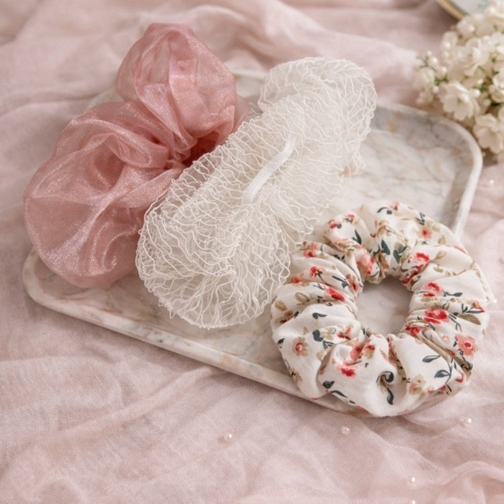 Elegant Pink White Floral Scrunchies Set of 3 Soft Hair Accessories